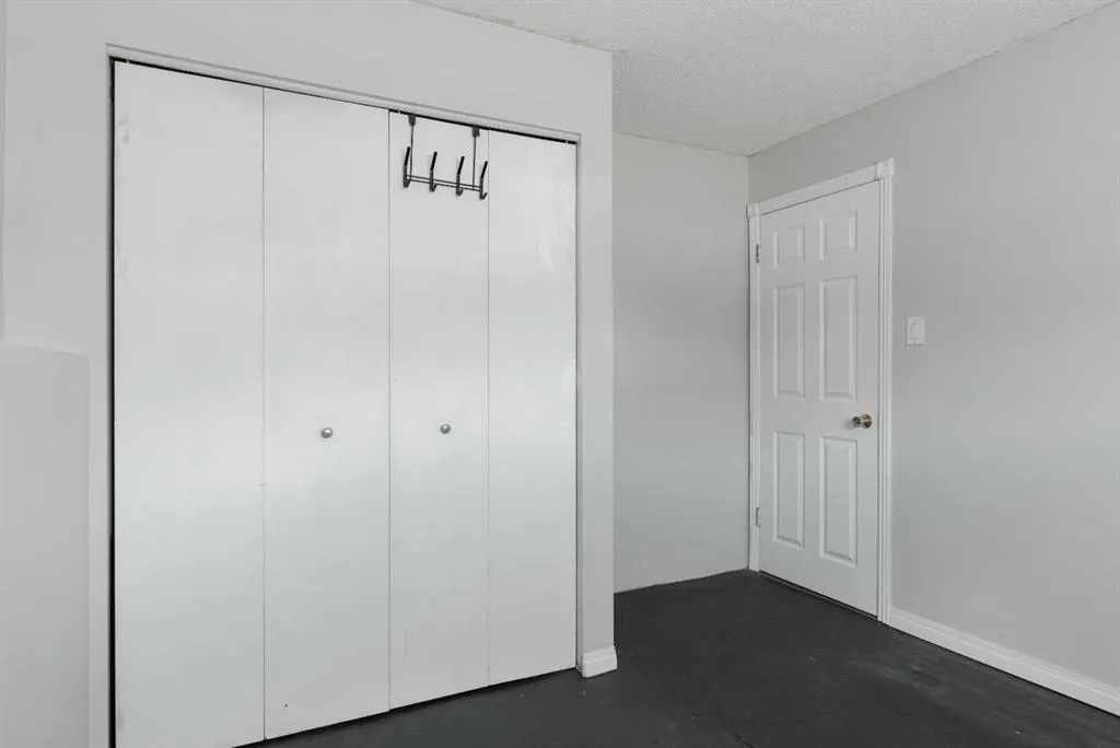 125 Clenell Crescent