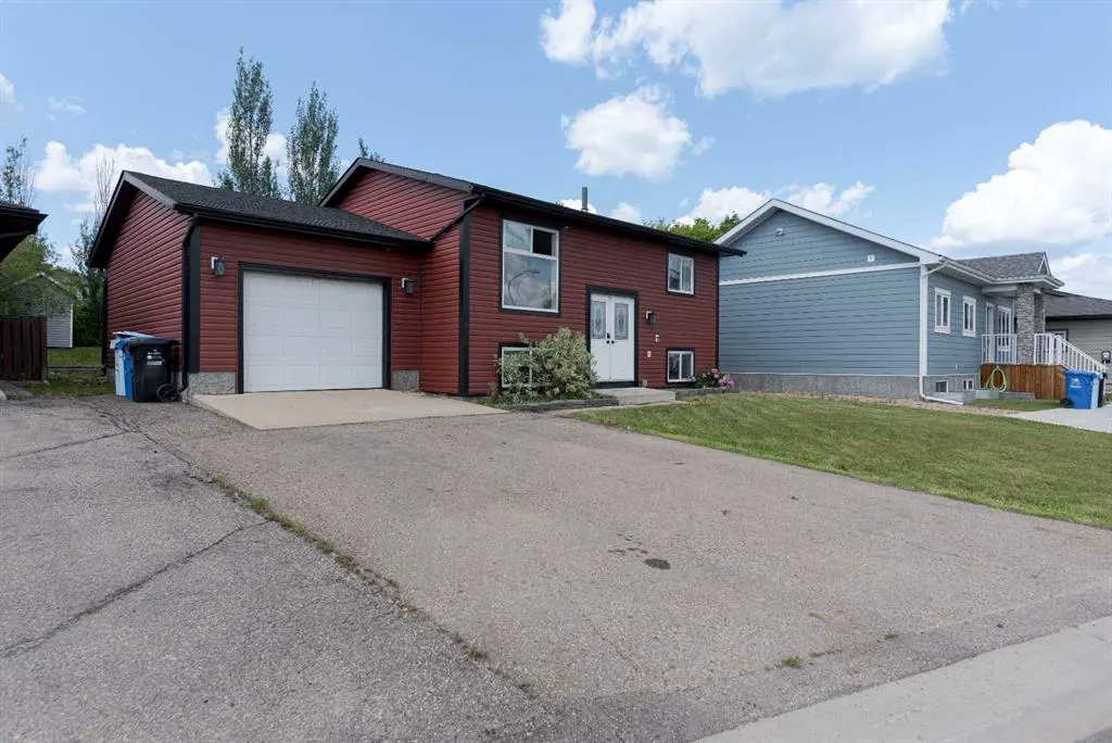 125 Clenell Crescent