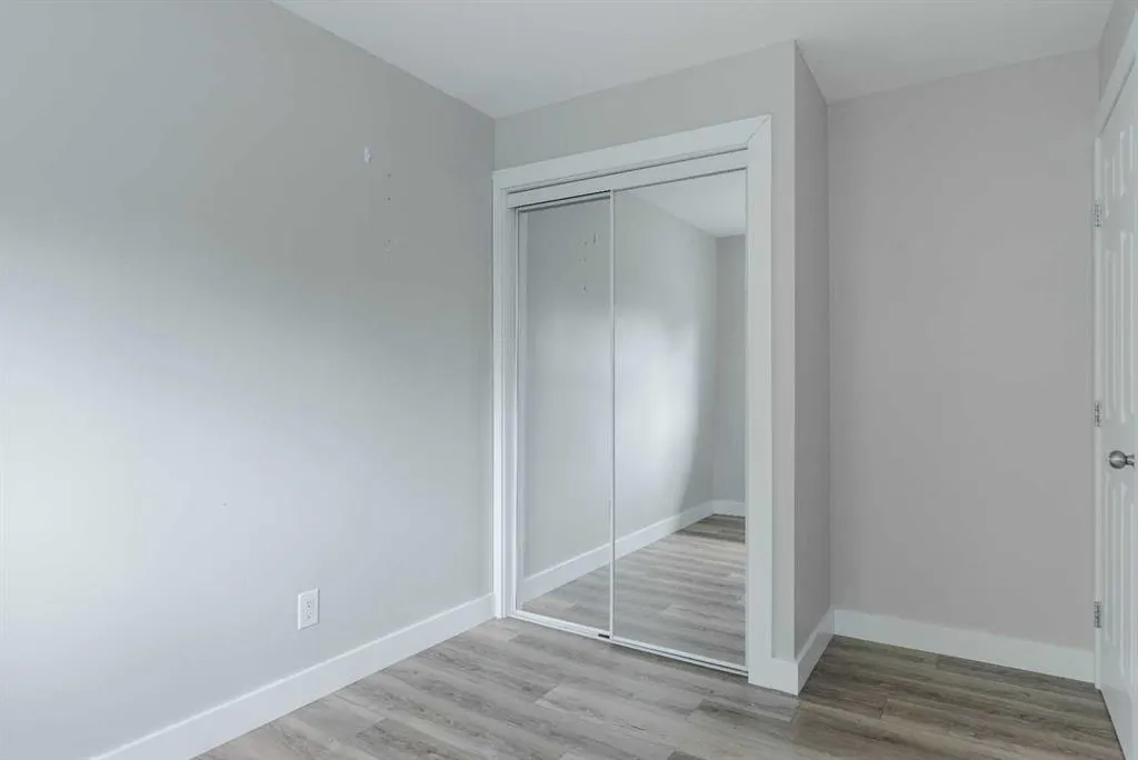 125 Clenell Crescent