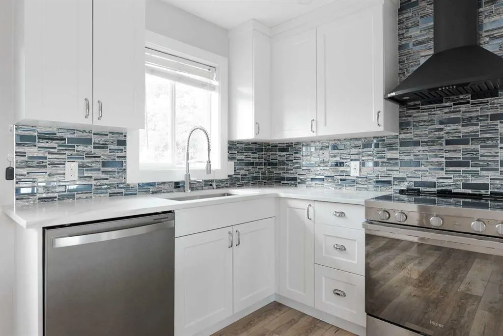 125 Clenell Crescent
