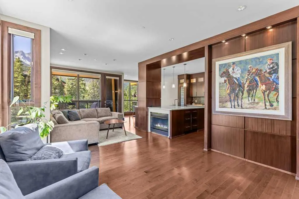 101G Stewart Creek Rise, #101