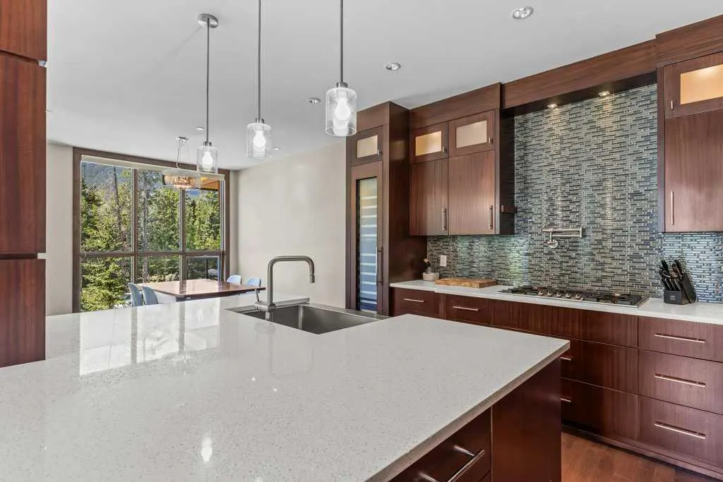 101G Stewart Creek Rise, #101