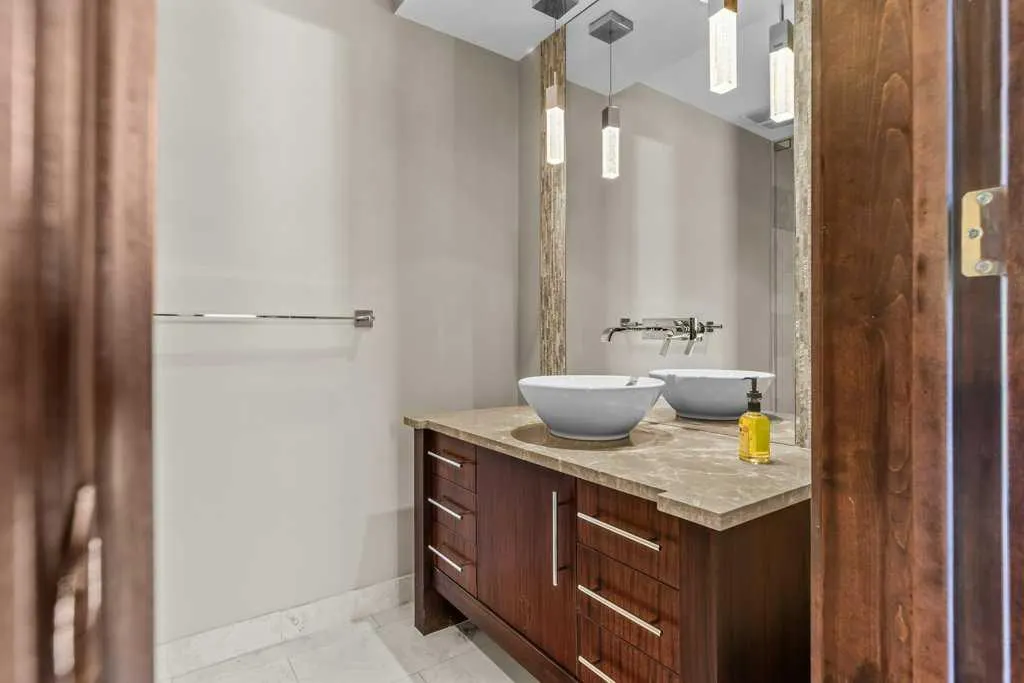 101G Stewart Creek Rise, #101