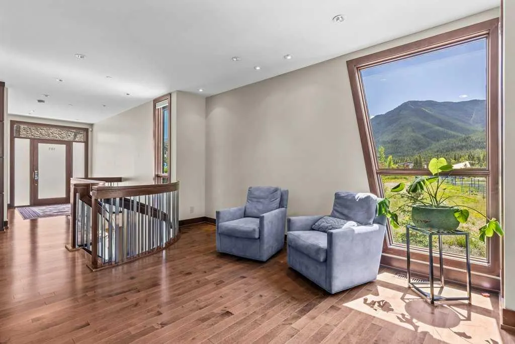 101G Stewart Creek Rise, #101