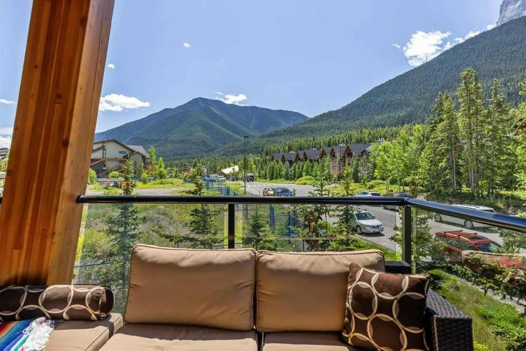 101G Stewart Creek Rise, #101