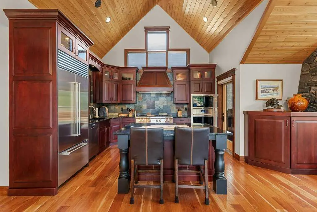 318 Willow Pointe