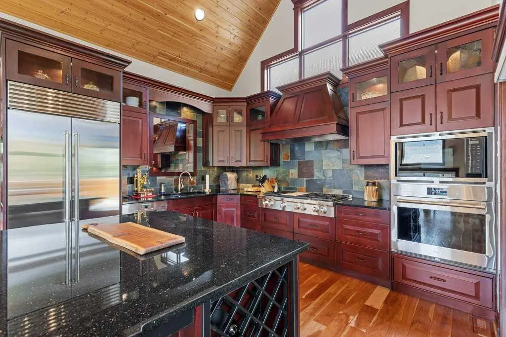 318 Willow Pointe