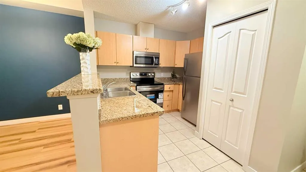 1053 10 Street SW, #1411