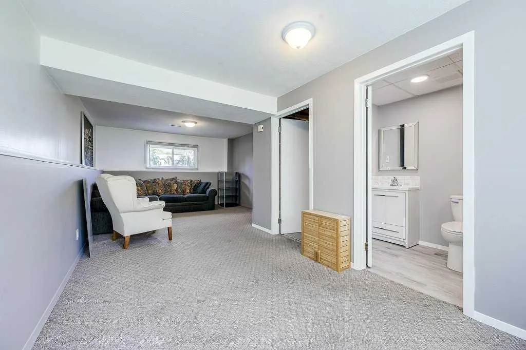 22 Mclevin Crescent