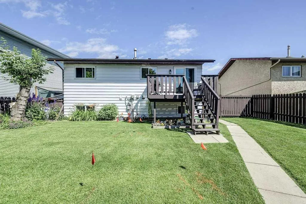 22 Mclevin Crescent