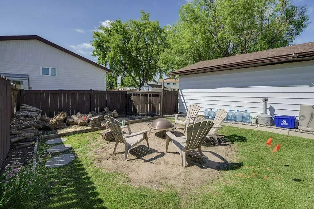22 Mclevin Crescent