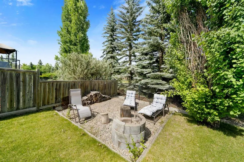 151 Cranwell Close SE