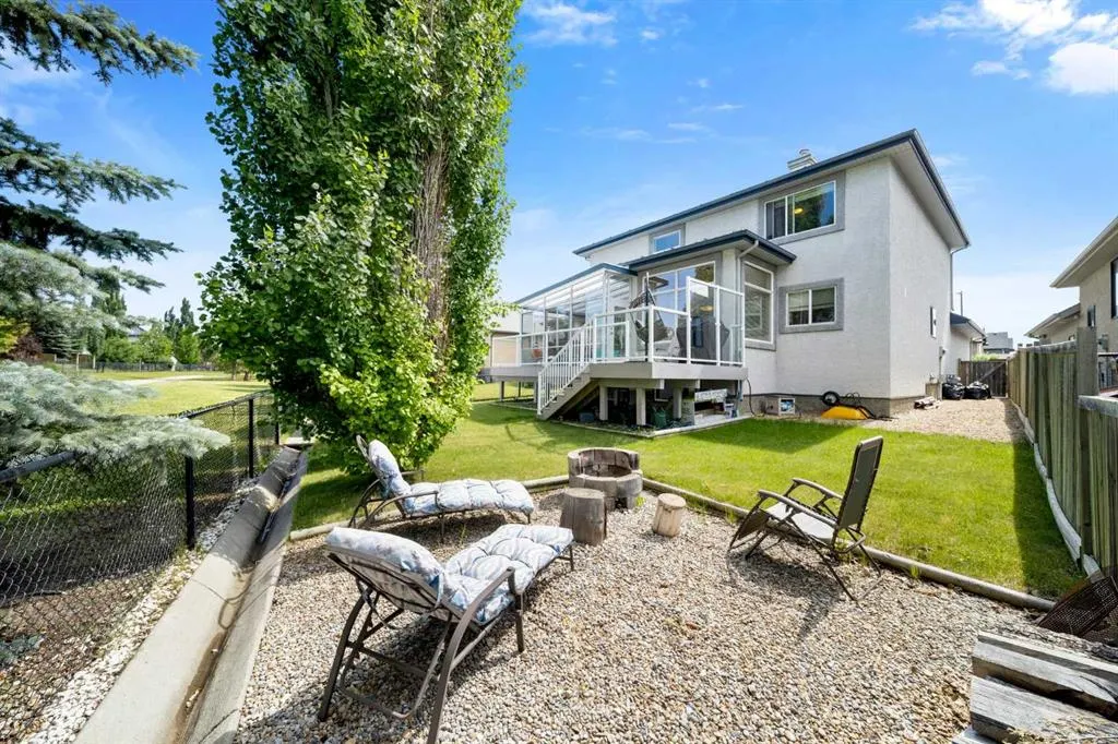 151 Cranwell Close SE