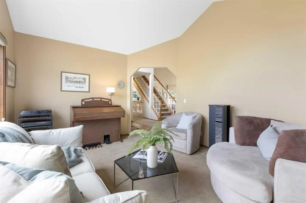 141 Rolling Acres Drive