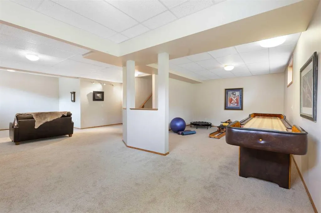 141 Rolling Acres Drive