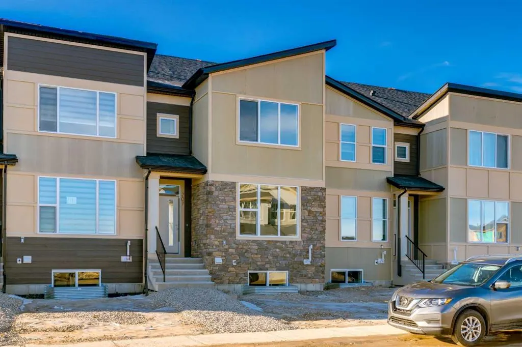 207 South Shore Court