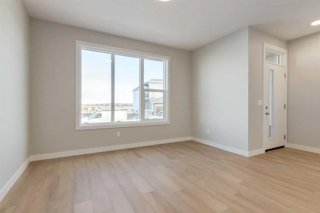 207 South Shore Court