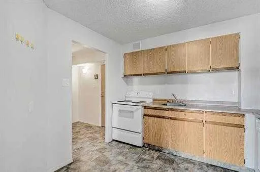 5204 Dalton Drive NW, #216