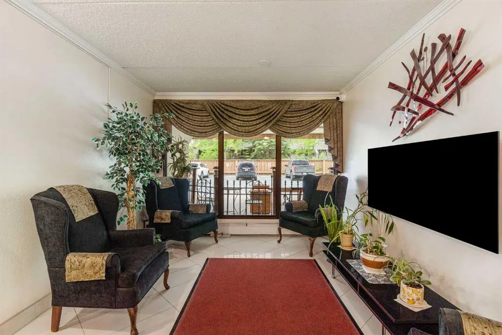 5204 Dalton Drive NW, #216