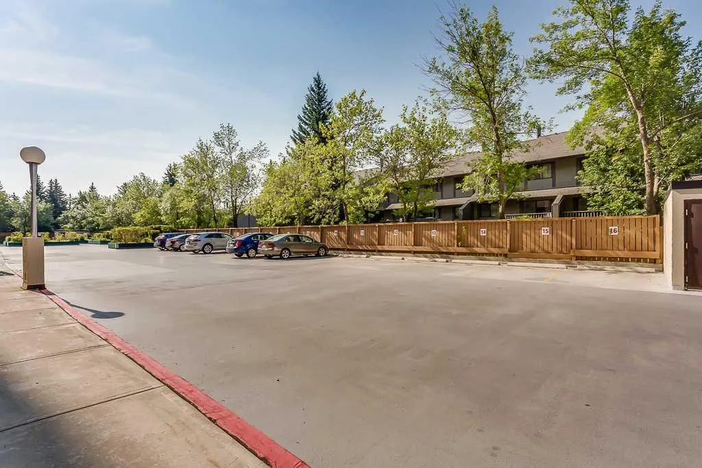 5204 Dalton Drive NW, #216