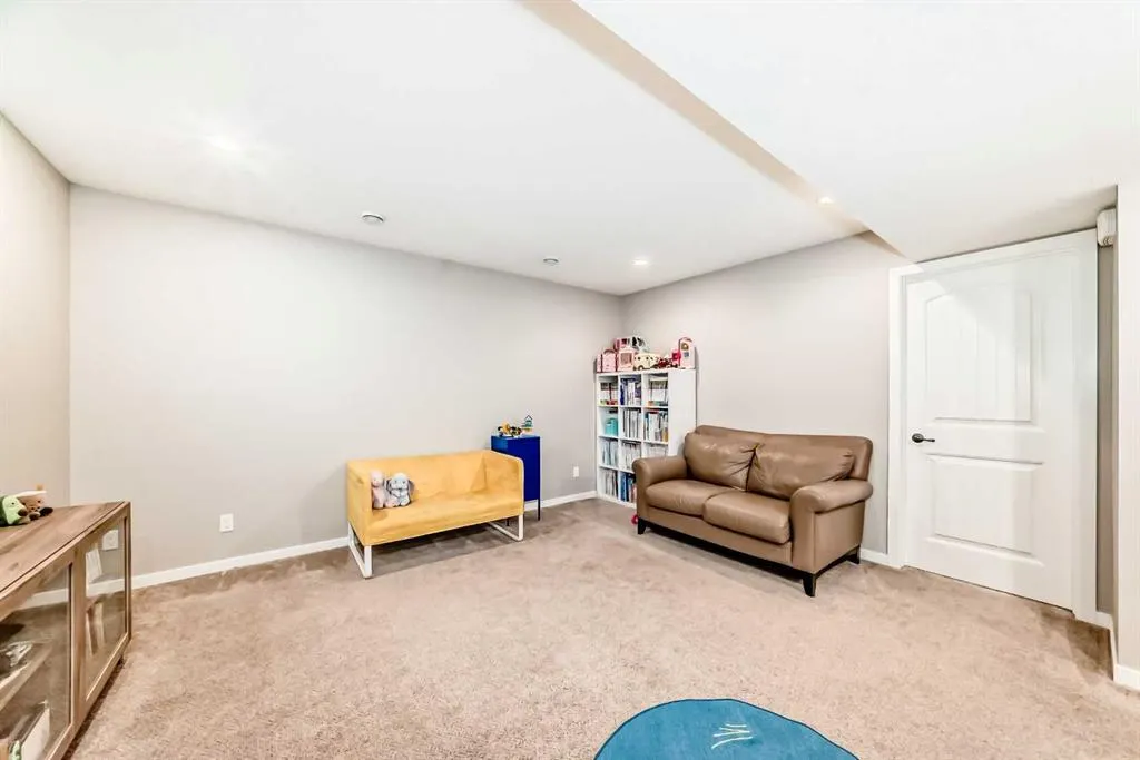 94 Legacy Woods Place SE