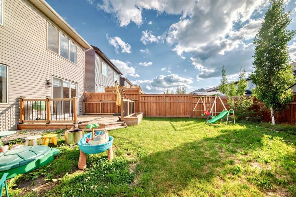 94 Legacy Woods Place SE