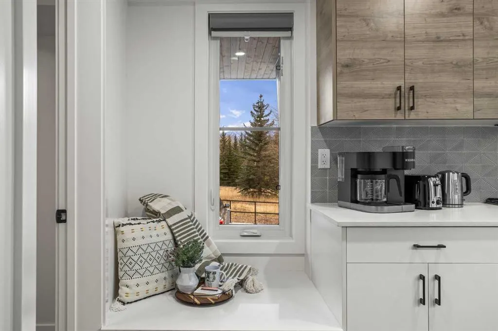 1717A Mountain Avenue, #109