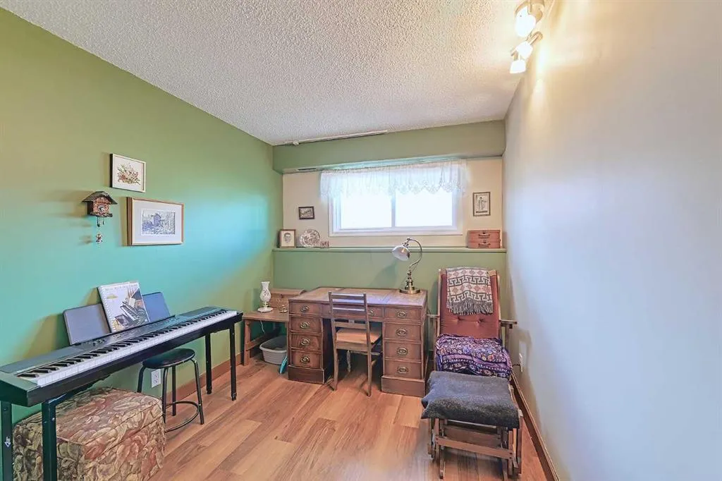 6505 36 Avenue NW, #1