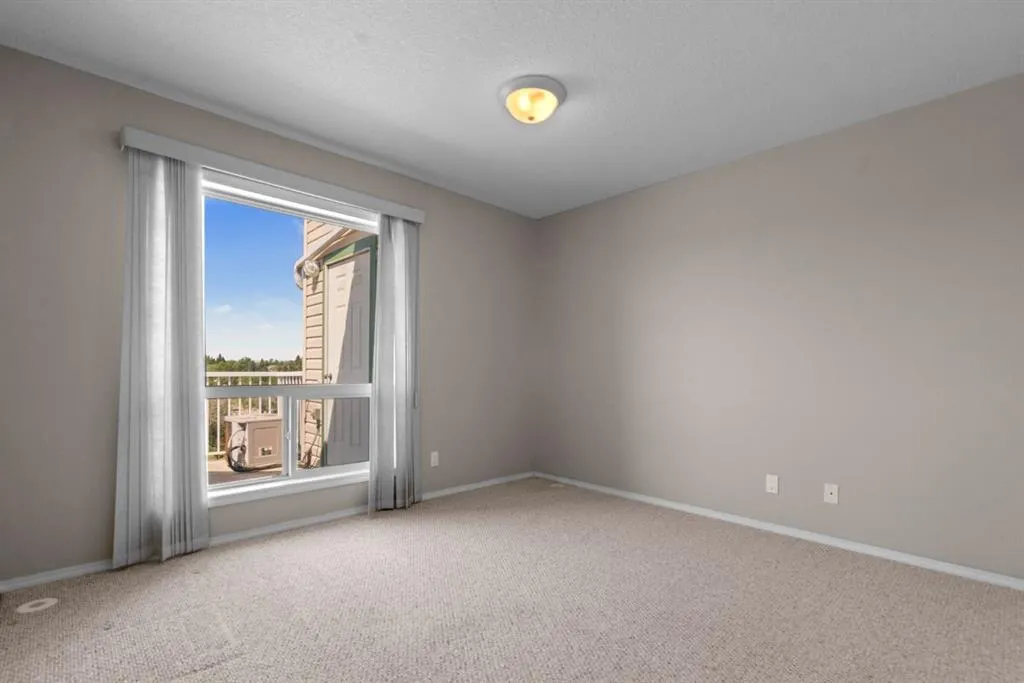 4625 50 Street, #405