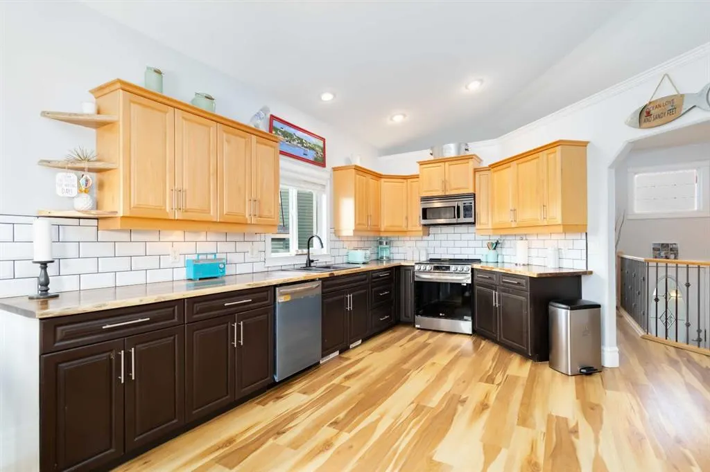 136 Maple Leaf Lane