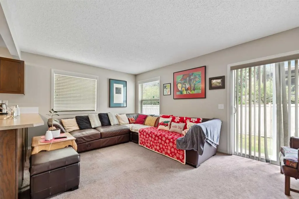 90 Panatella Villas NW