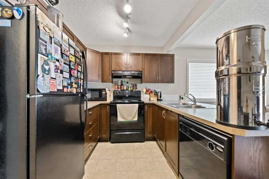 90 Panatella Villas NW