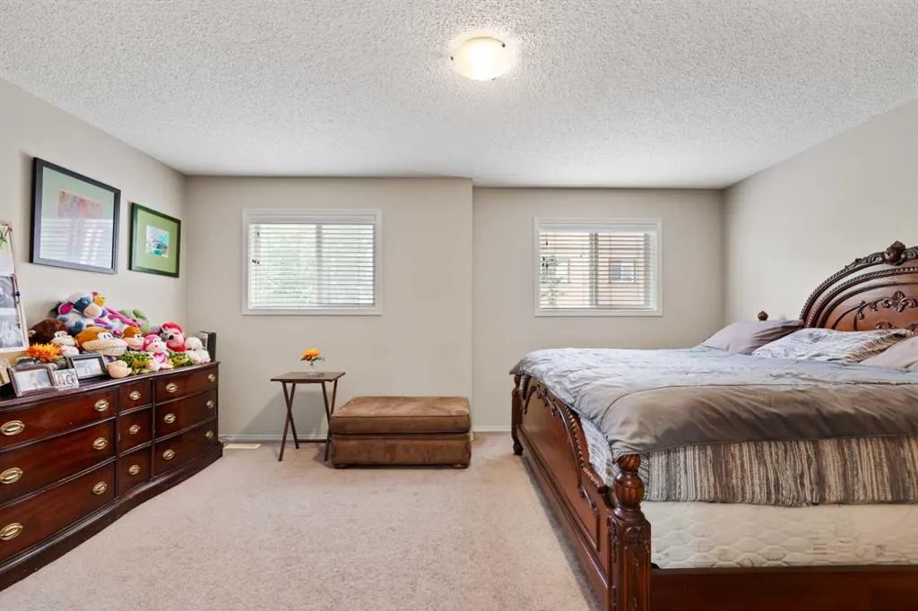 90 Panatella Villas NW