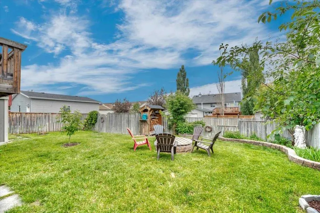 325 Strathford Boulevard