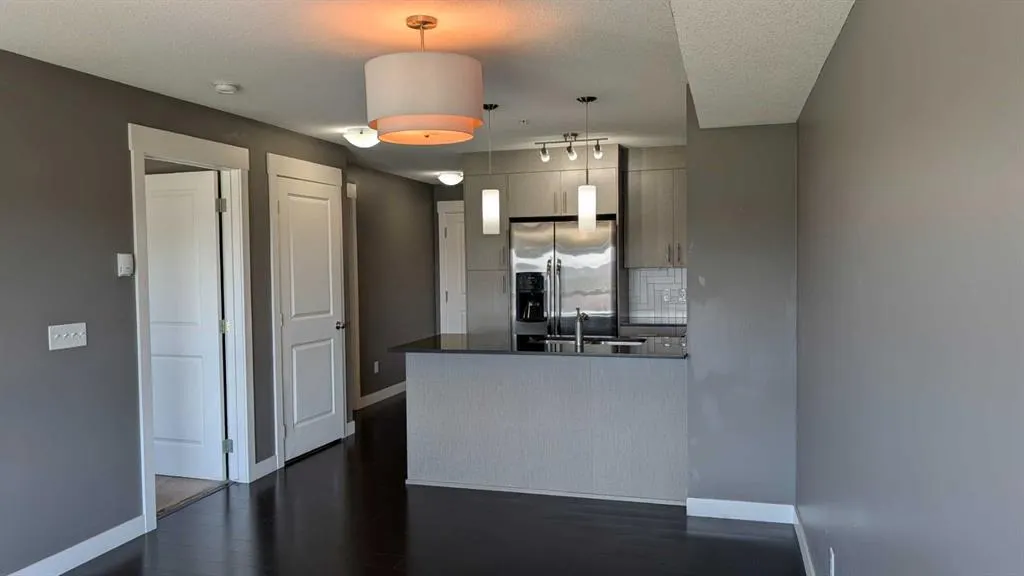 240 Skyview Ranch Road NE, #4301