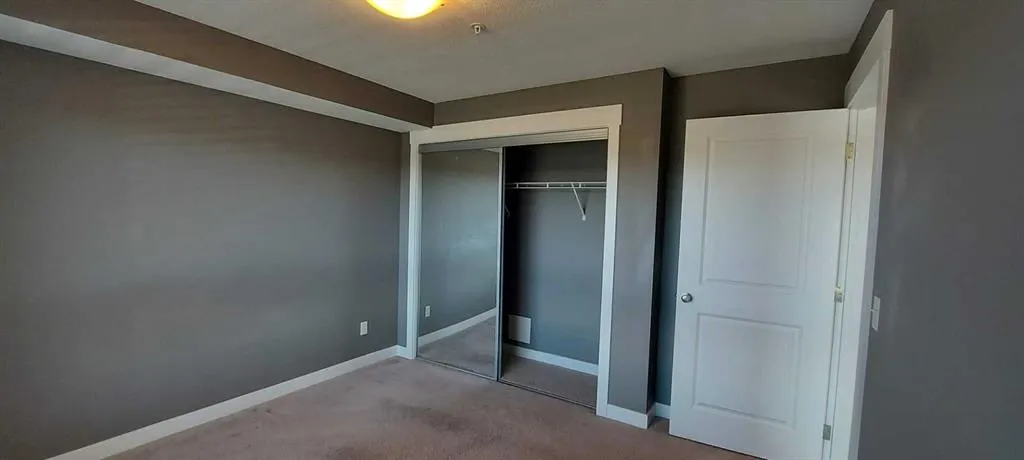 240 Skyview Ranch Road NE, #4301