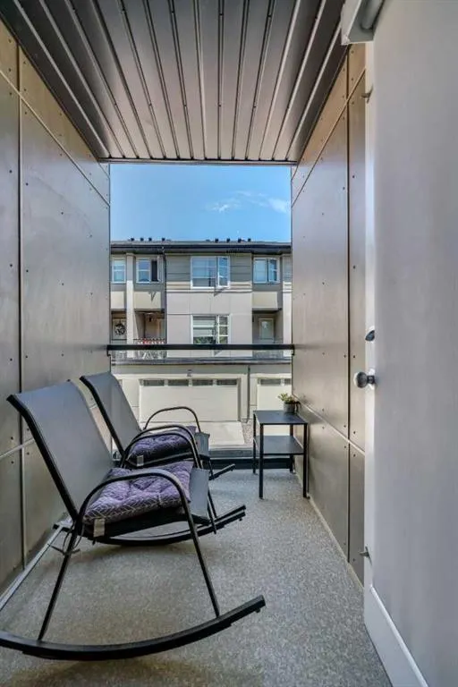 1111 Evansridge Park NW