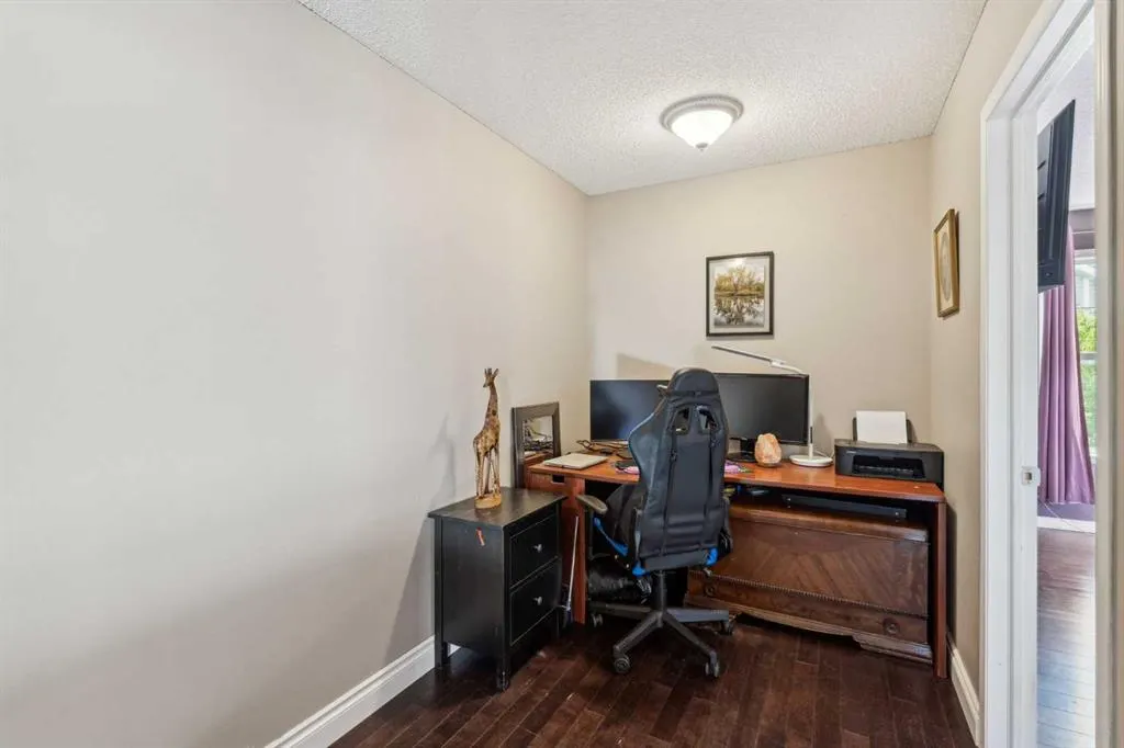 3198 New Brighton Gardens SE