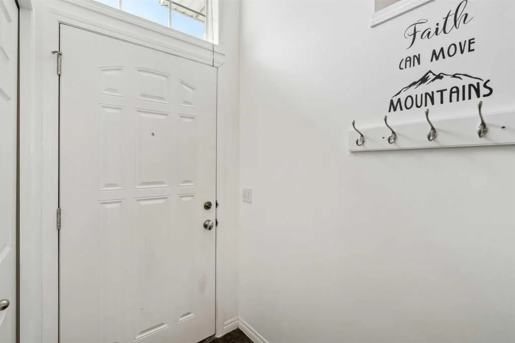 3198 New Brighton Gardens SE