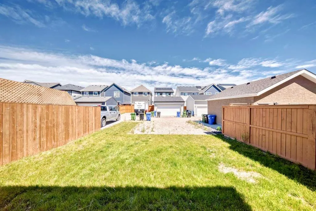 80 Magnolia Way SE