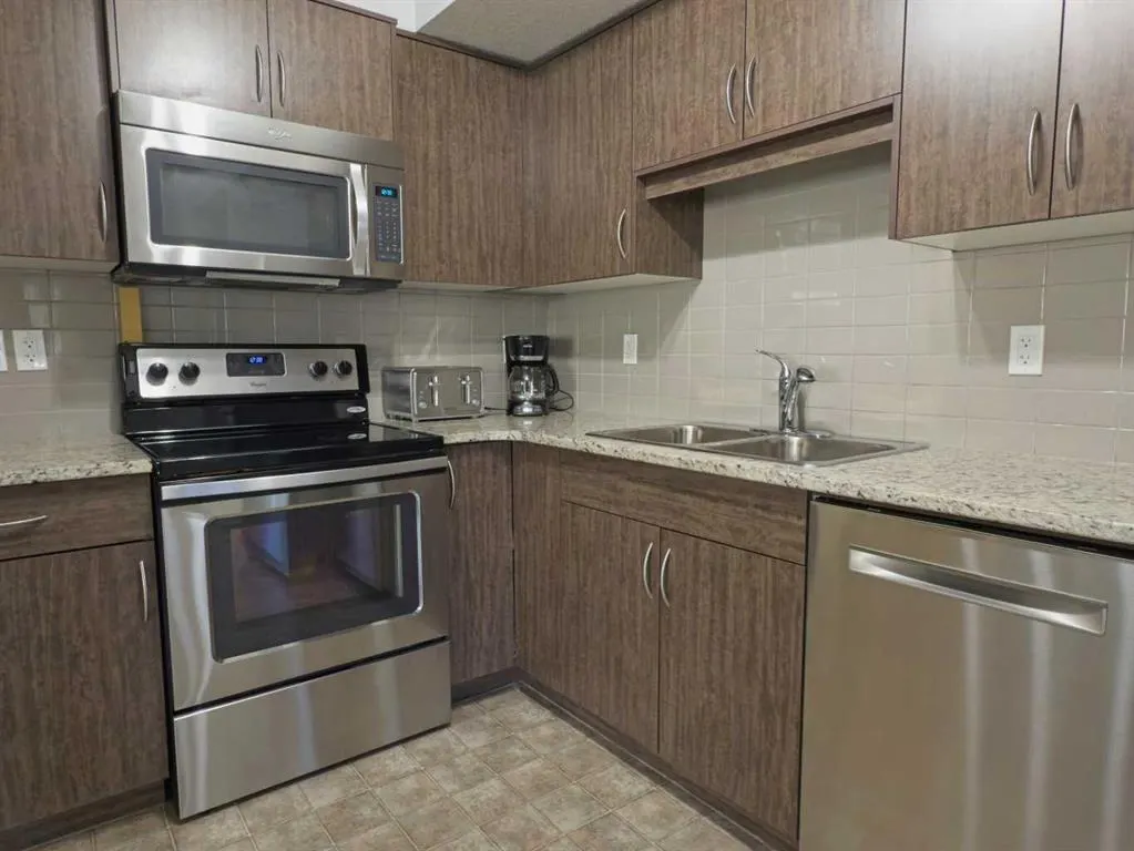 250 Sage Valley Road NW, #602