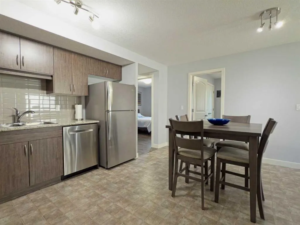 250 Sage Valley Road NW, #602