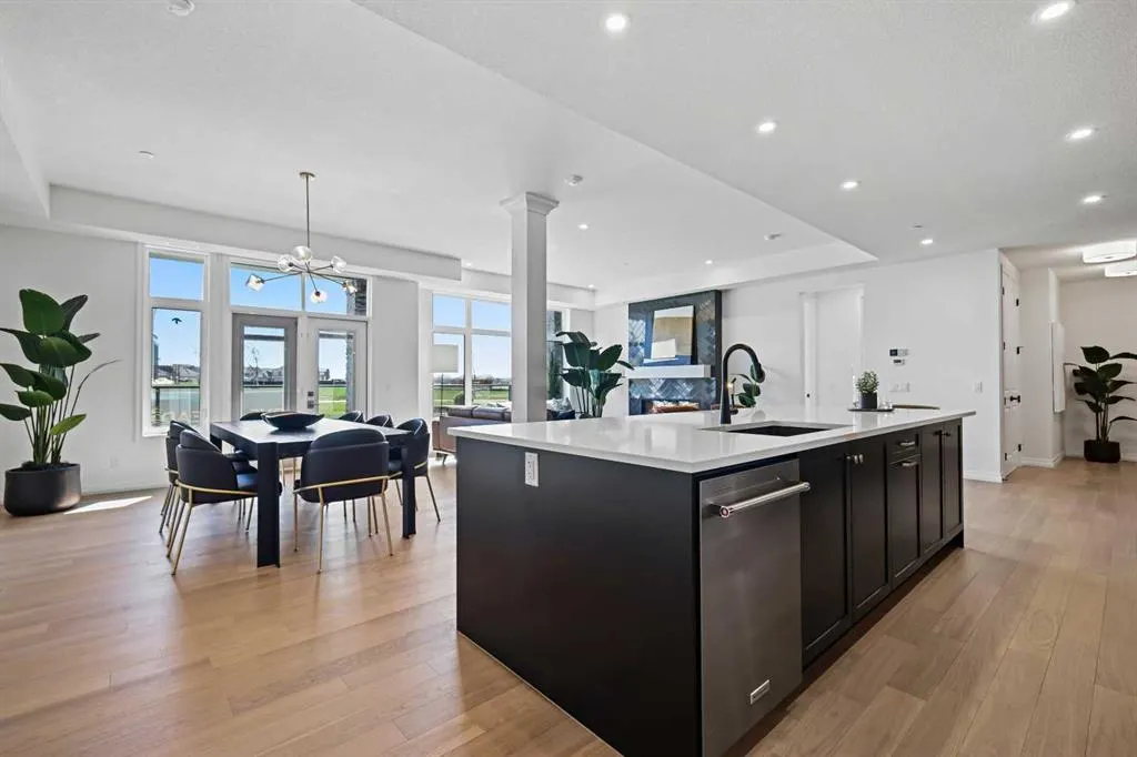 120 Marina Cove SE, #101