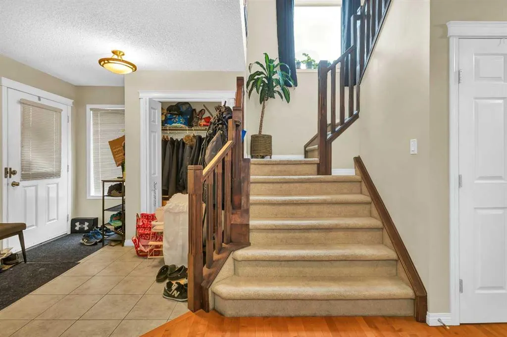 46 covepark Rise NE
