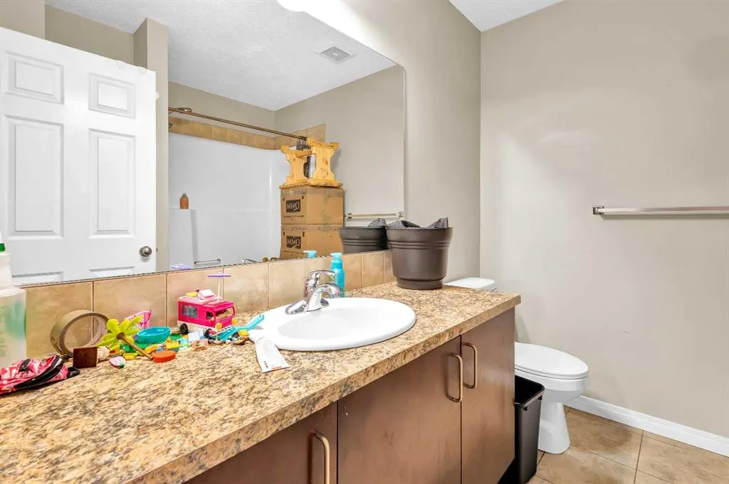 46 covepark Rise NE