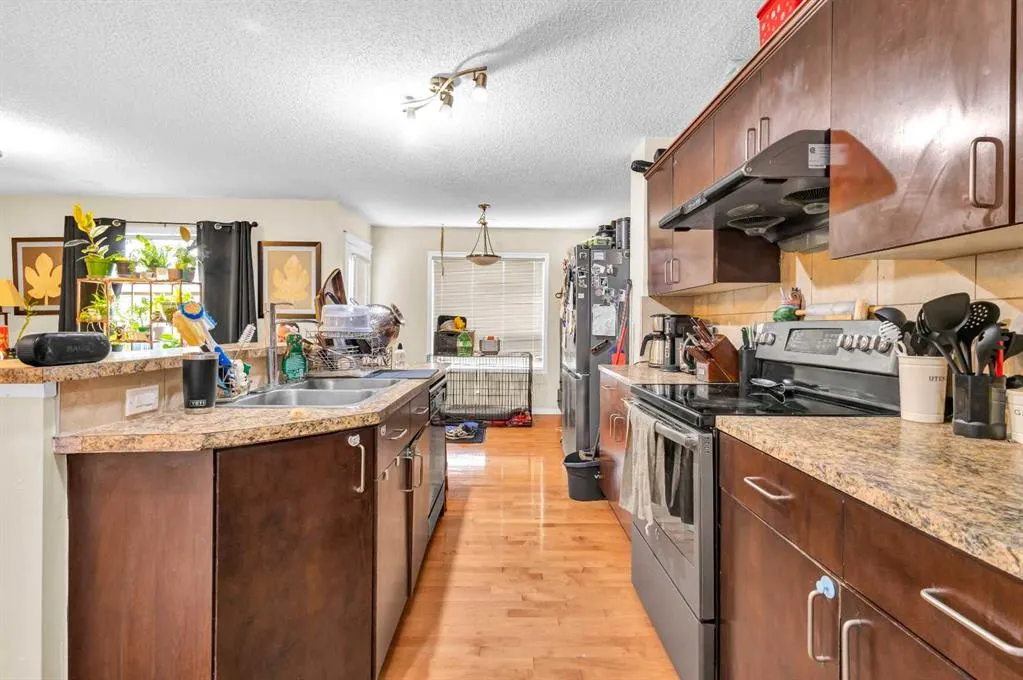 46 covepark Rise NE