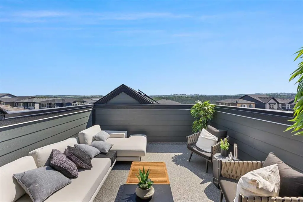 412 Legacy Circle SE