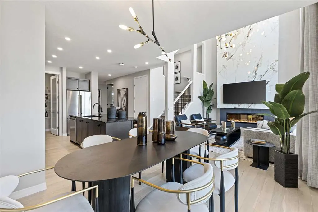412 Legacy Circle SE