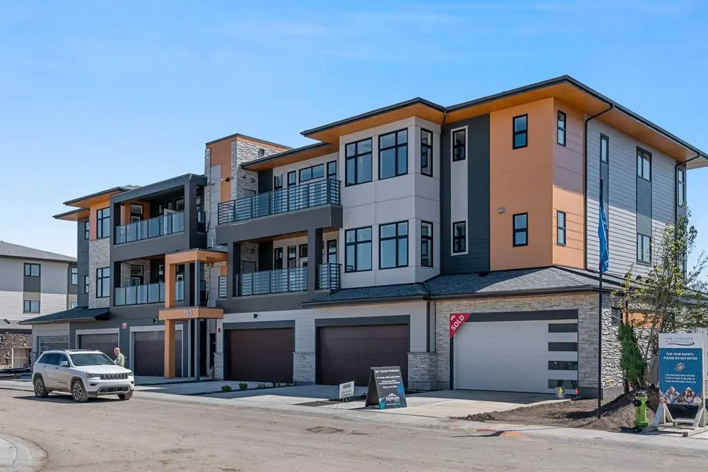 180 Marina Cove SE, #101