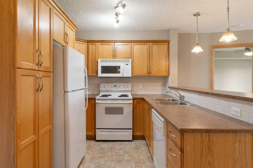 390 Marina Drive, #116